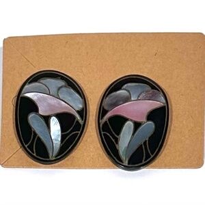 Vintage Lee Sands Mother of Pearl Inlay Oval Post Earrings Floral Design